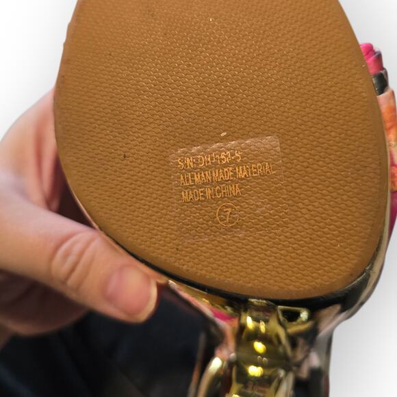 Selina By Summer Rio Heart Shaped Heels Womens Size 7 - Picture 4 of 4